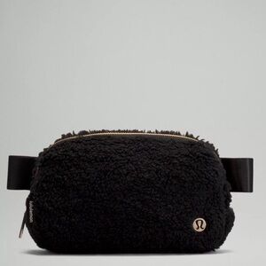 Lululemon Everywhere Fleece Belt Bag Black New With Tags